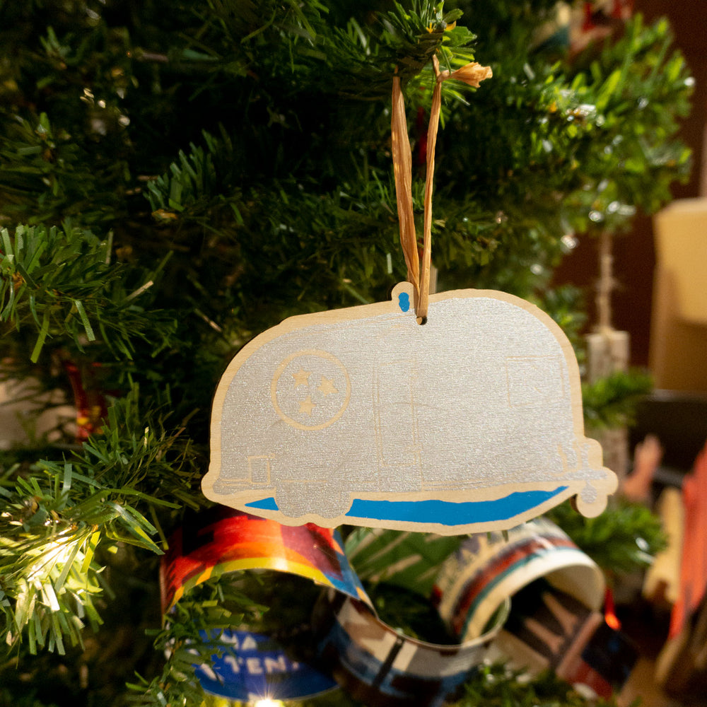 
            
                Load image into Gallery viewer, Airstream Wooden Ornament
            
        